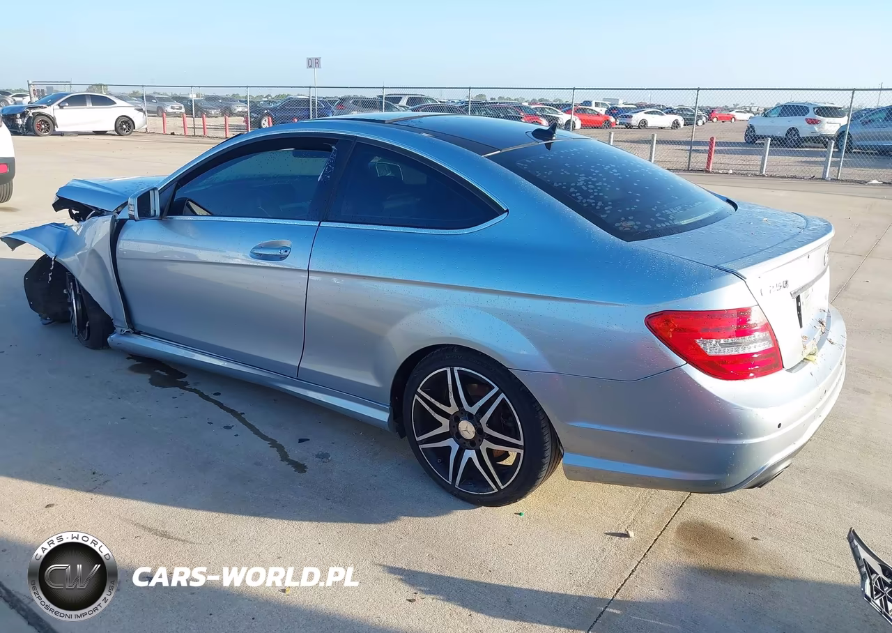 2013 Mercedes-Benz C 250 VIN:WDDGJ4HB6DG060666 - 3