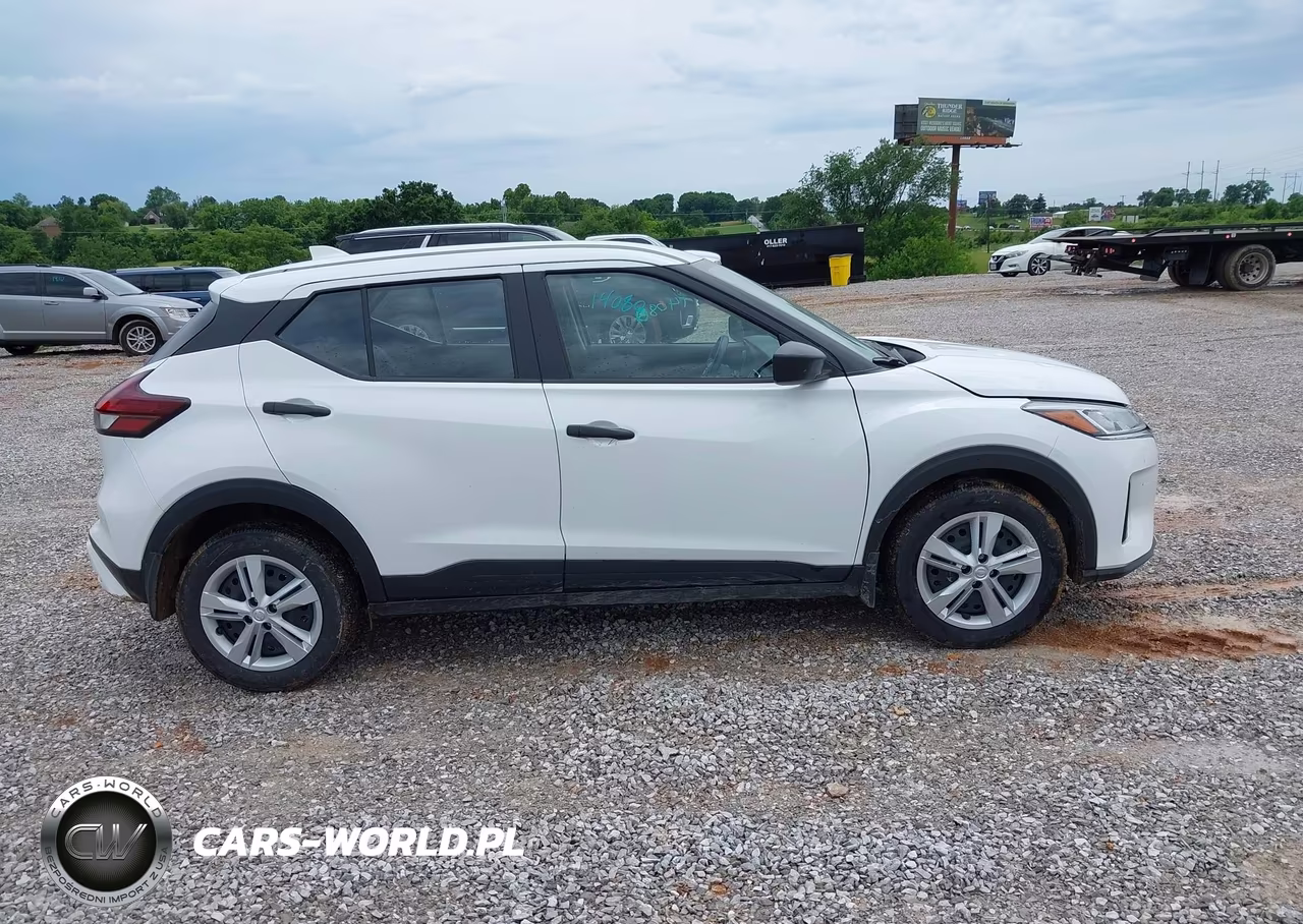 2025 Nissan Kicks Play S VIN:3N1CP5BV9SL499470 - 13