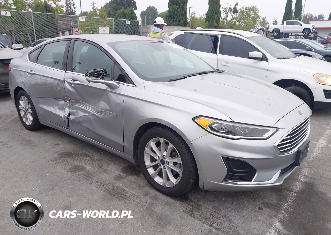 2020 Ford Fusion Hybrid Sel – zdjęcie 1 z 19