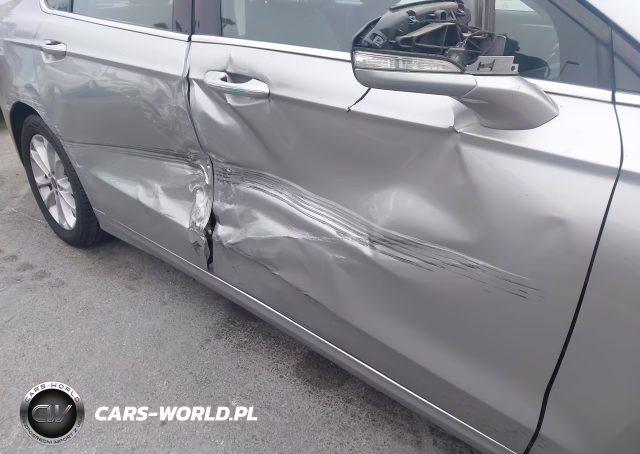 2020 Ford Fusion Hybrid Sel VIN:3FA6P0MU0LR189357 - 19