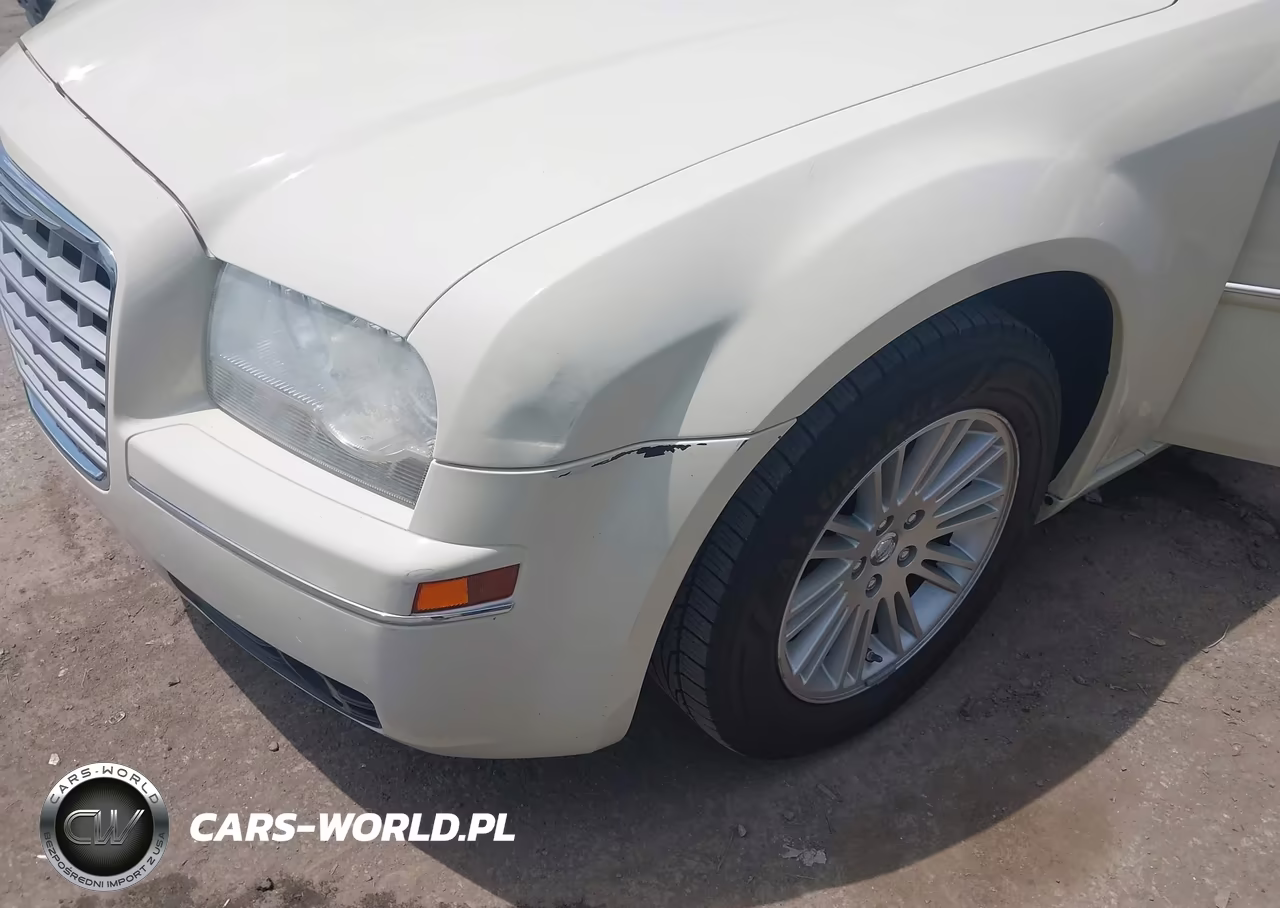 2008 Chrysler 300 Touring VIN:2C3KA53GX8H245542 - 6