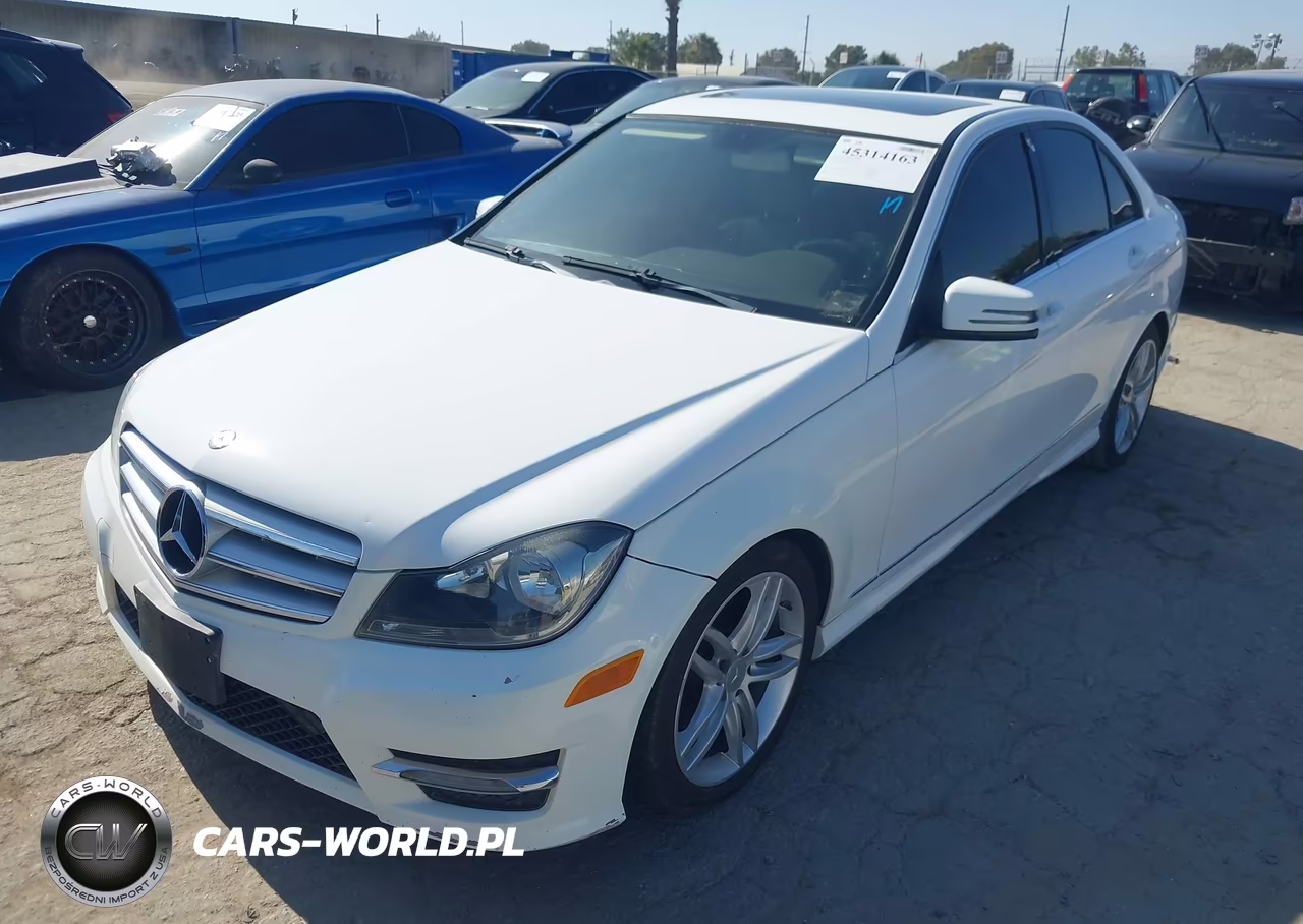 2013 Mercedes-Benz C 250 Sport VIN:WDDGF4HB3DR272057 - 2