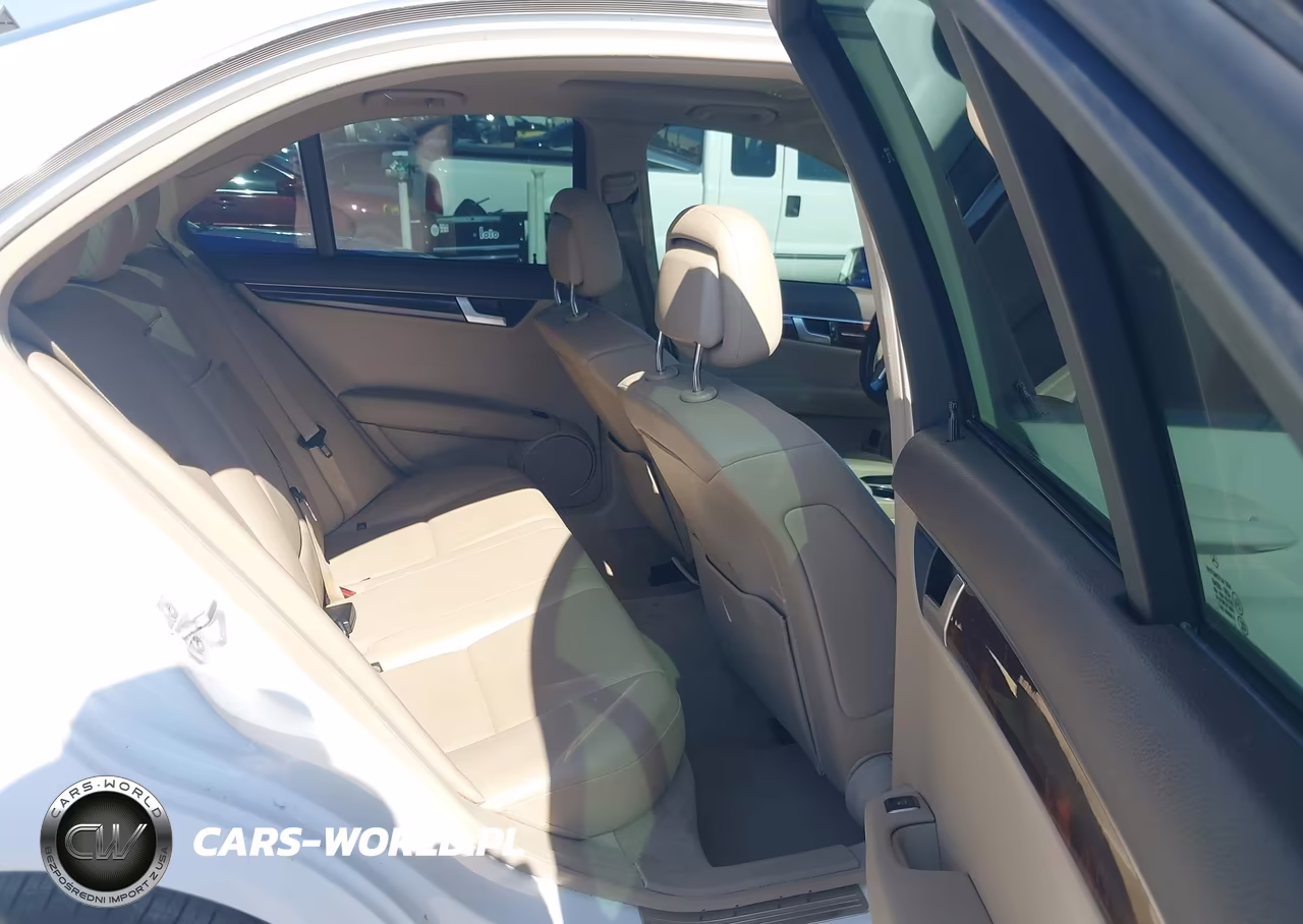 2013 Mercedes-Benz C 250 Sport VIN:WDDGF4HB3DR272057 - 8