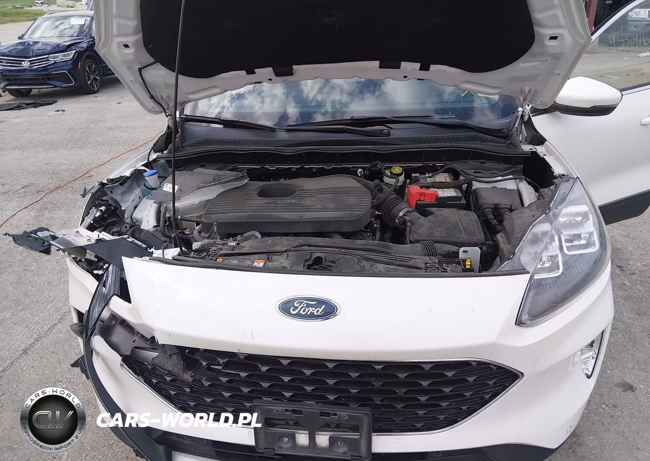 2020 Ford Escape Titanium VIN:1FMCU9J98LUB20172 - 10