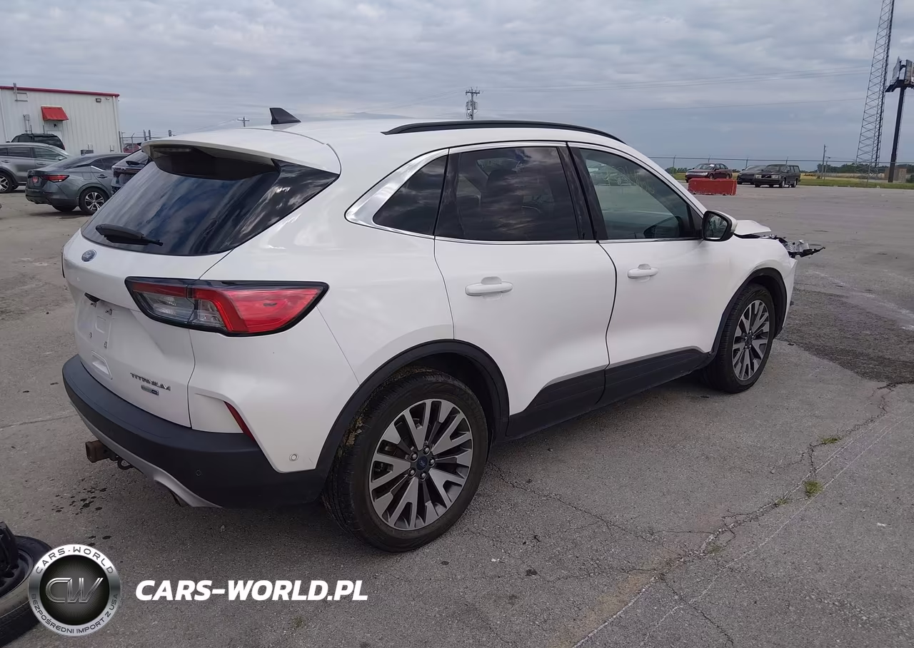 2020 Ford Escape Titanium VIN:1FMCU9J98LUB20172 - 4