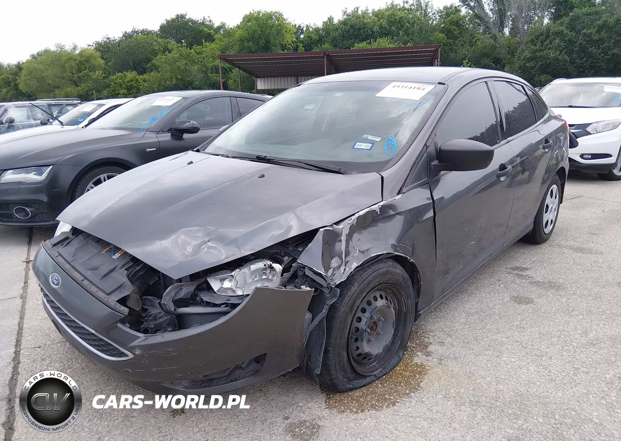 2018 Ford Focus S VIN:1FADP3E22JL311167 - 2
