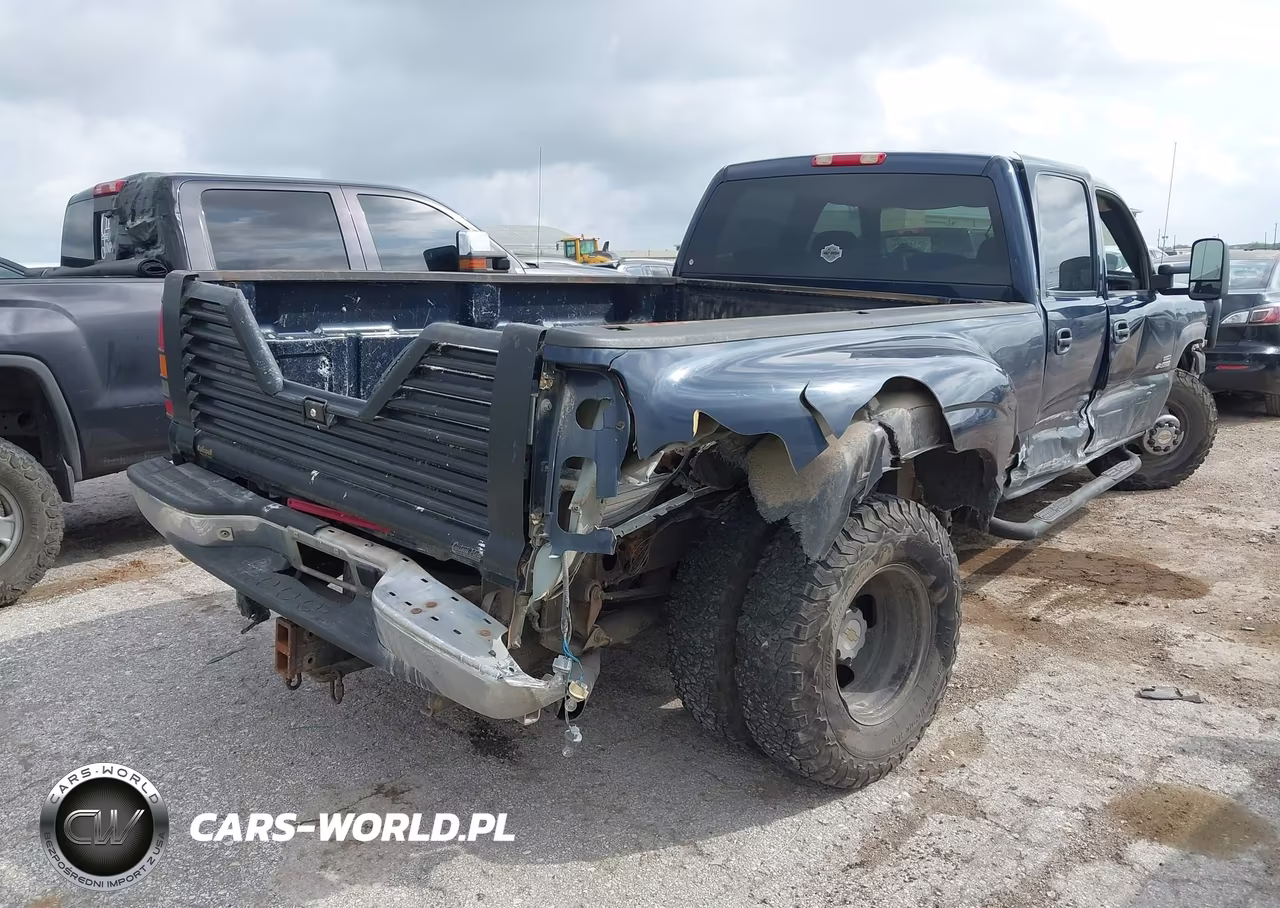 2006 Chevrolet Silverado 3500 Lt2 VIN:1GCJK33D86F158199 - 4
