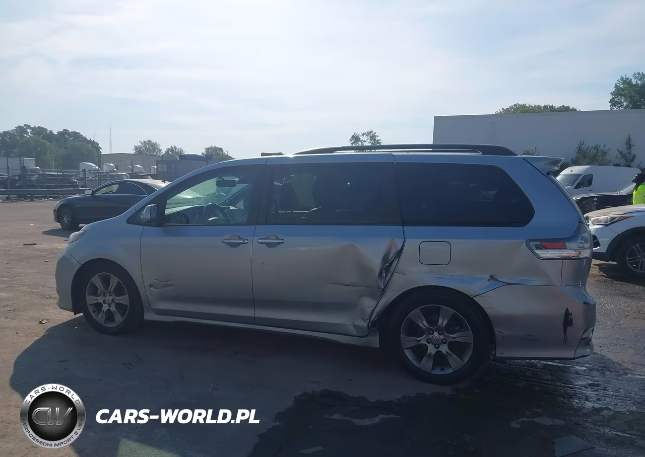 2015 Toyota Sienna Se 8 Passenger VIN:5TDXK3DC2FS529079 - 14