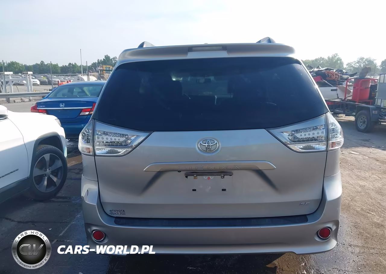 2015 Toyota Sienna Se 8 Passenger VIN:5TDXK3DC2FS529079 - 16