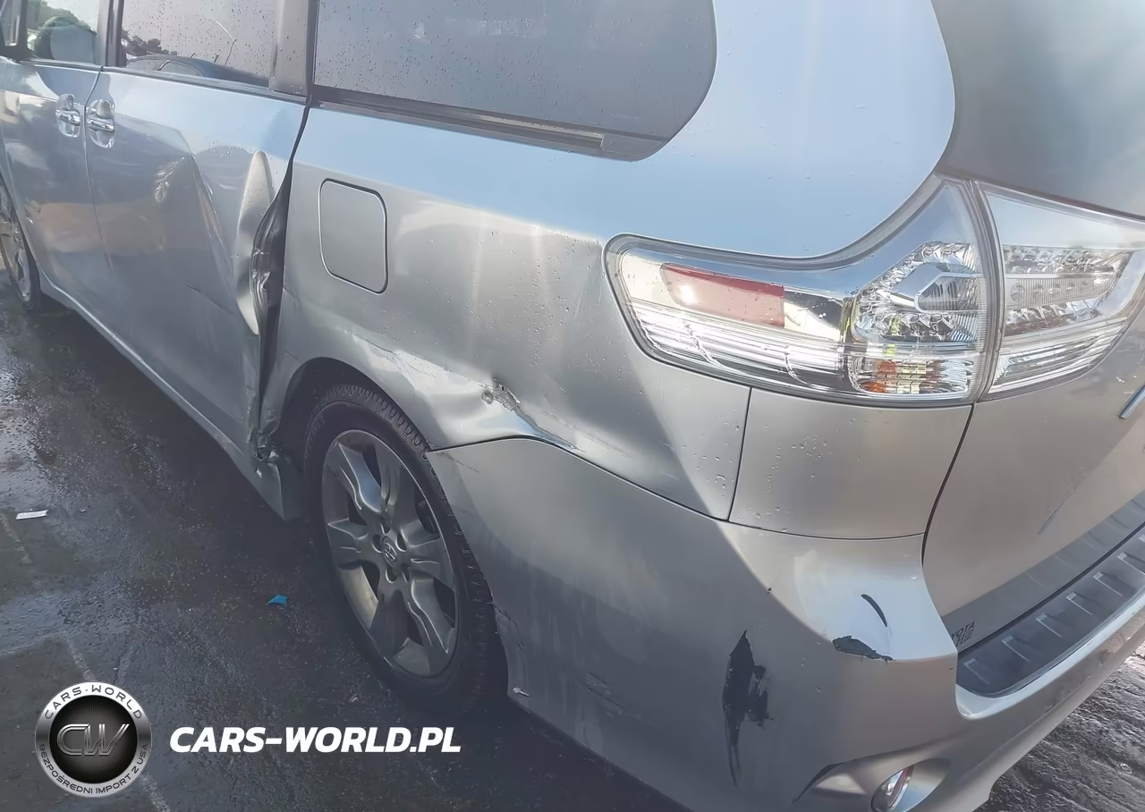 2015 Toyota Sienna Se 8 Passenger VIN:5TDXK3DC2FS529079 - 6