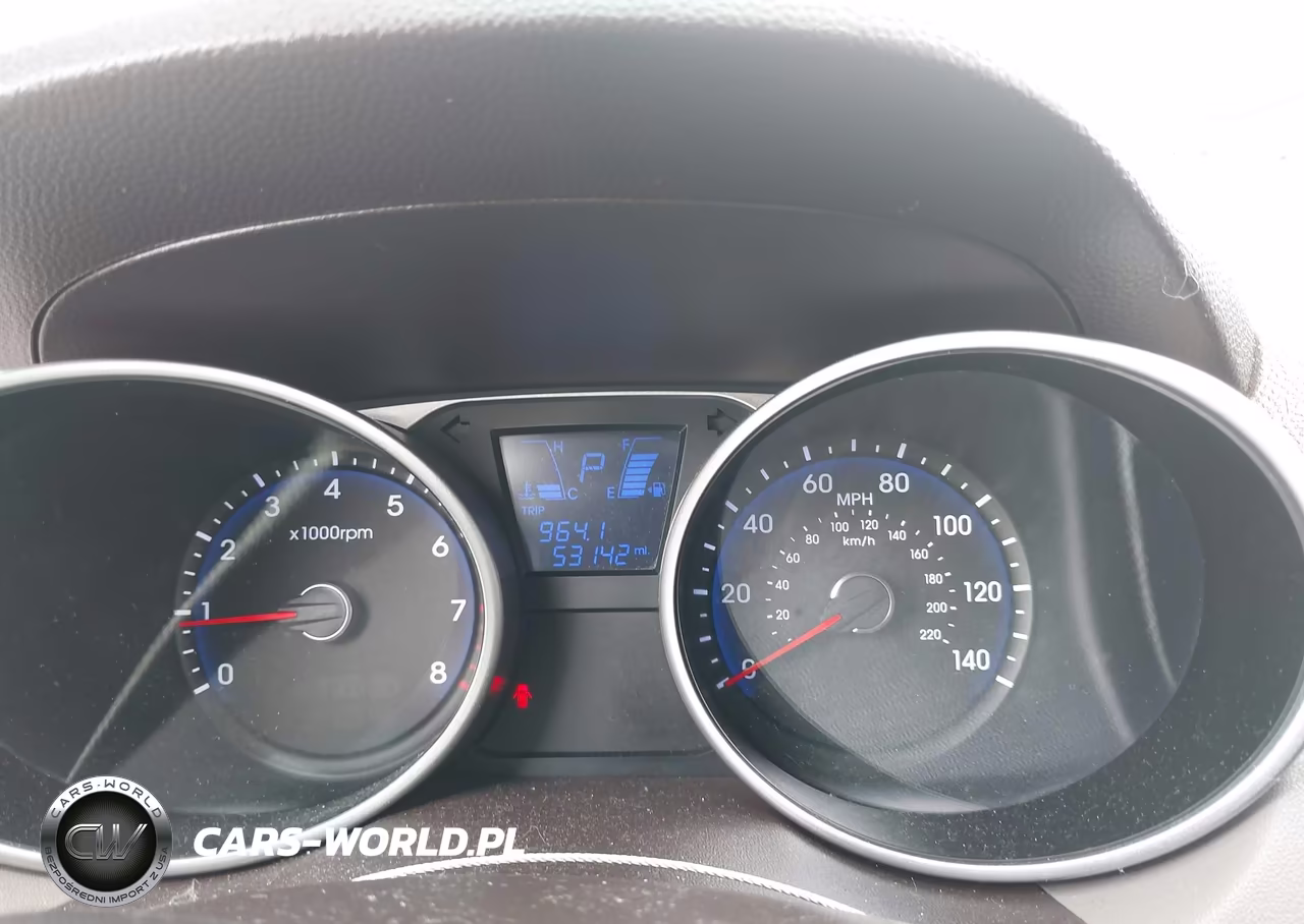 2012 Hyundai Tucson Limited VIN:KM8JU3AC3CU462029 - 7