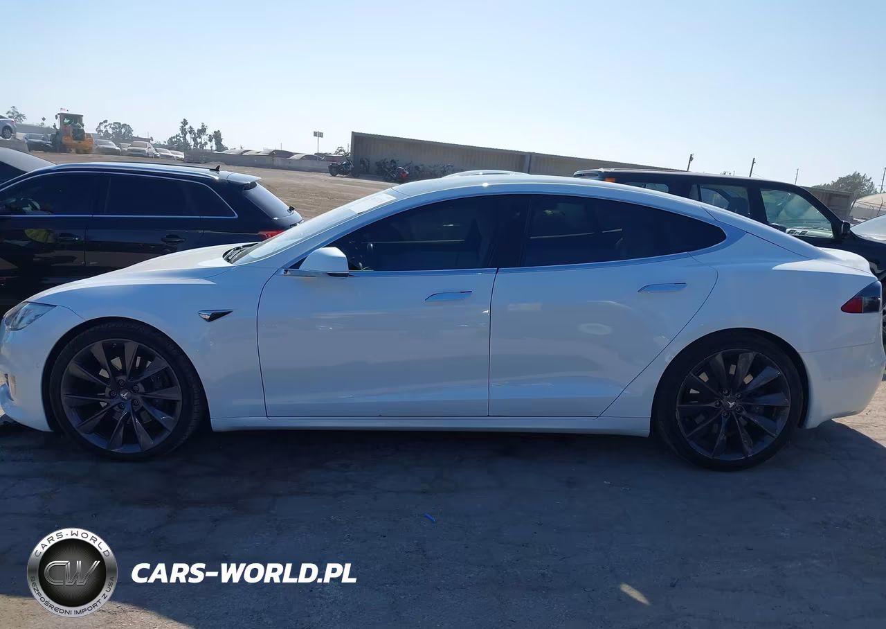 2020 Tesla Model S VIN:5YJSA1E2XLF415452 - 14
