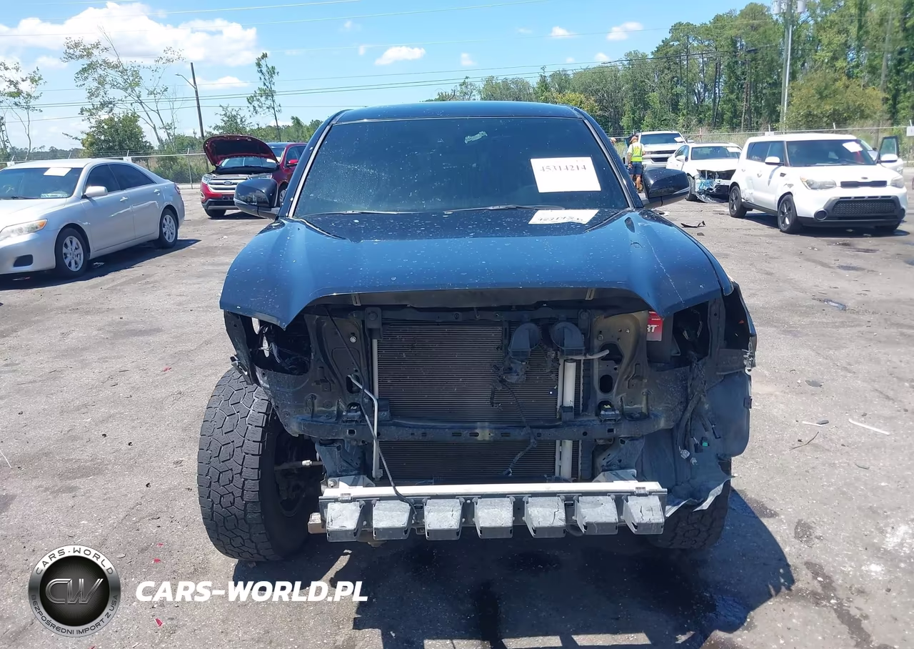 2022 Toyota Tacoma Trd Off Road VIN:3TMCZ5AN8NM518002 - 12