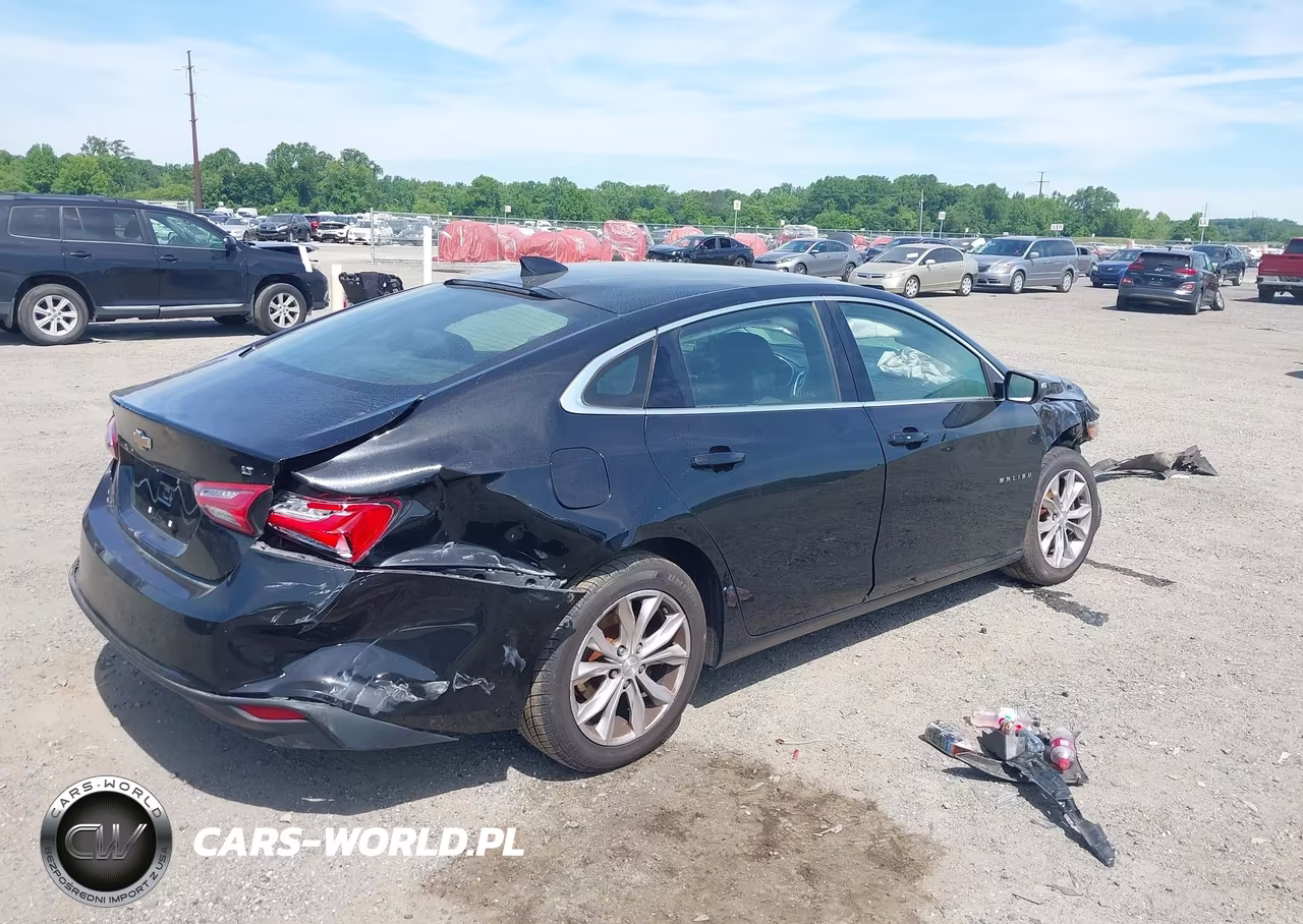 2019 Chevrolet Malibu Lt VIN:1G1ZD5ST6KF115369 - 4