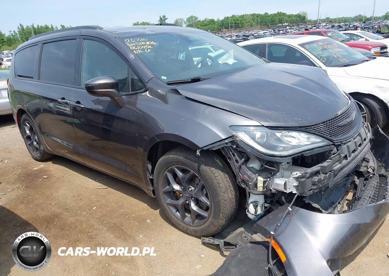 2019 Chrysler Pacifica Touring L Plus – zdjęcie 1 z 19