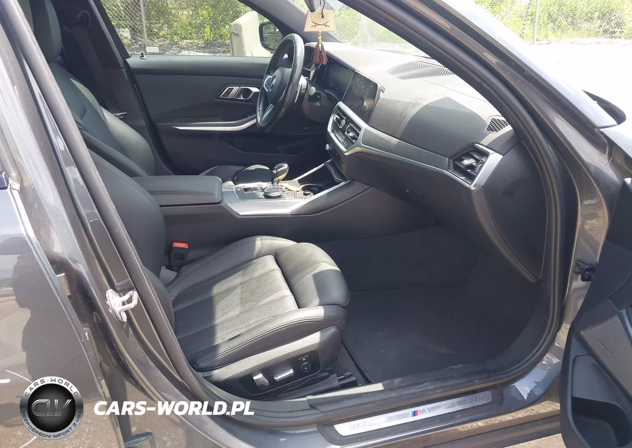2019 BMW 330I xDrive VIN:WBA5R7C56KAJ81448 - 5