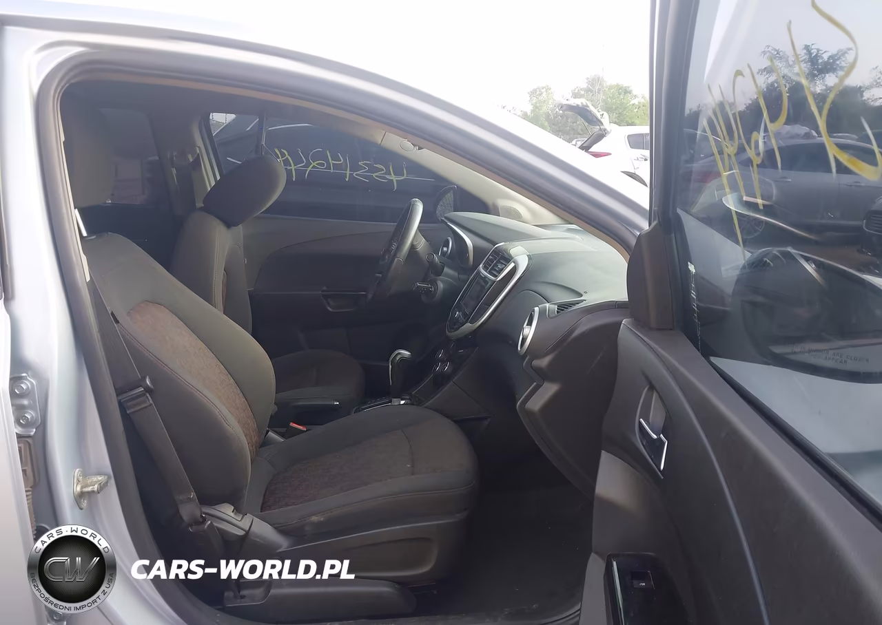 2018 Chevrolet Sonic Lt Auto VIN:1G1JD5SHXJ4133778 - 5