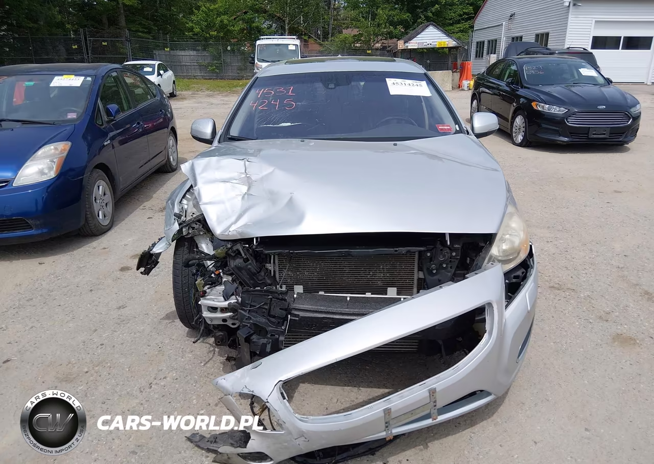 2012 Volvo S60 T5 VIN:YV1622FS6C2113382 - 13