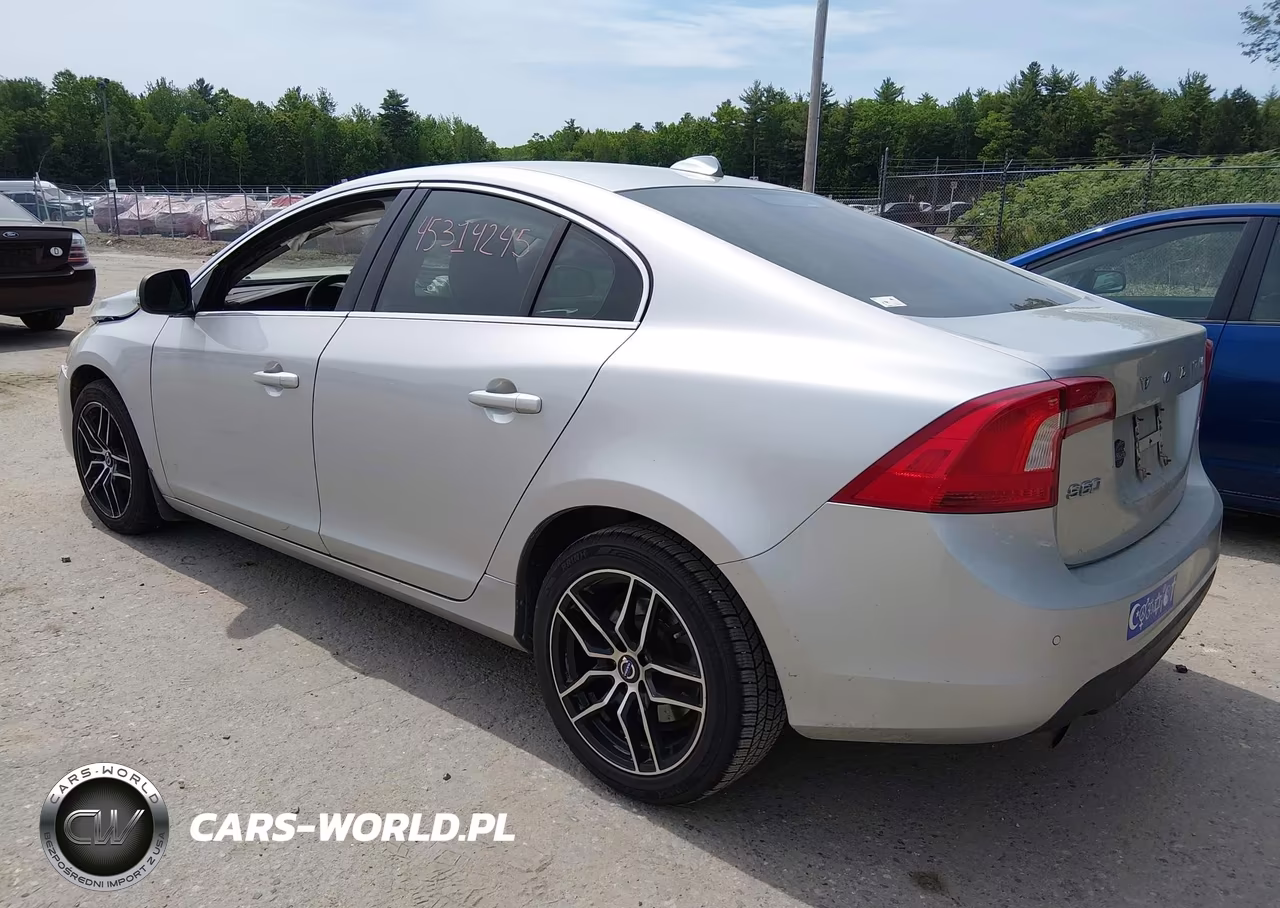 2012 Volvo S60 T5 VIN:YV1622FS6C2113382 - 3