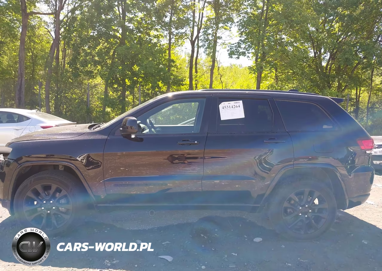 2020 Jeep Grand Cherokee Altitude 4X4 VIN:1C4RJFAG6LC122433 - 14
