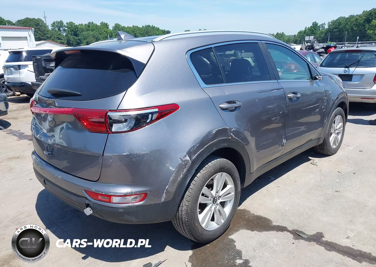 2018 Kia Sportage Lx VIN:KNDPMCAC6J7419525 - 4