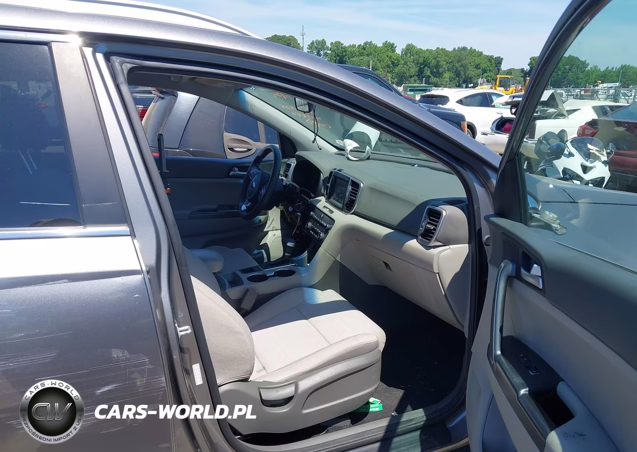 2018 Kia Sportage Lx VIN:KNDPMCAC6J7419525 - 5