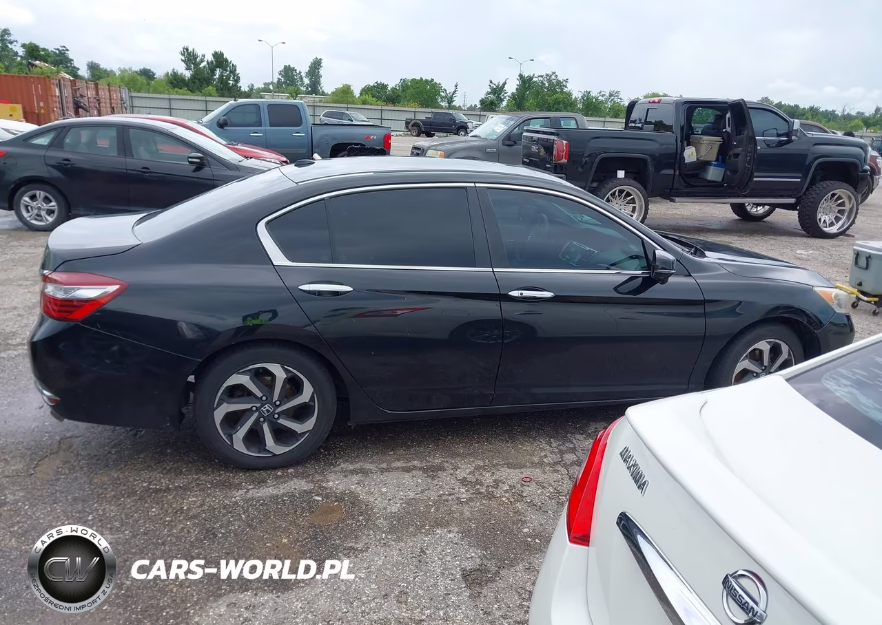 2017 Honda Accord Ex VIN:1HGCR2F74HA243790 - 13