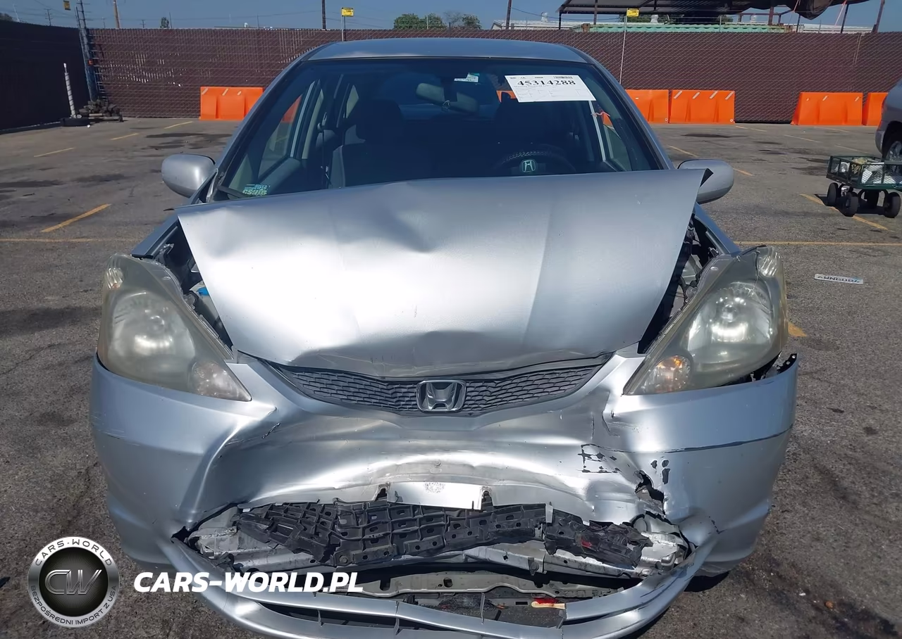 2012 Honda Fit VIN:JHMGE8H33CC025313 - 12