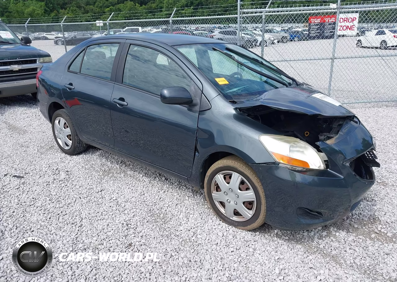 2010 Toyota Yaris – zdjęcie 1 z 17