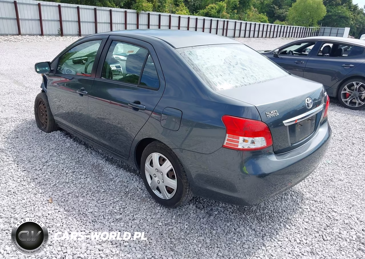 2010 Toyota Yaris VIN:JTDBT4K33A4066406 - 3