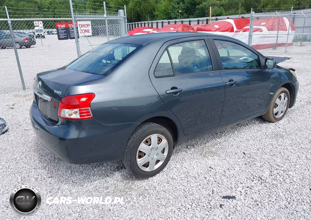 2010 Toyota Yaris VIN:JTDBT4K33A4066406 - 4