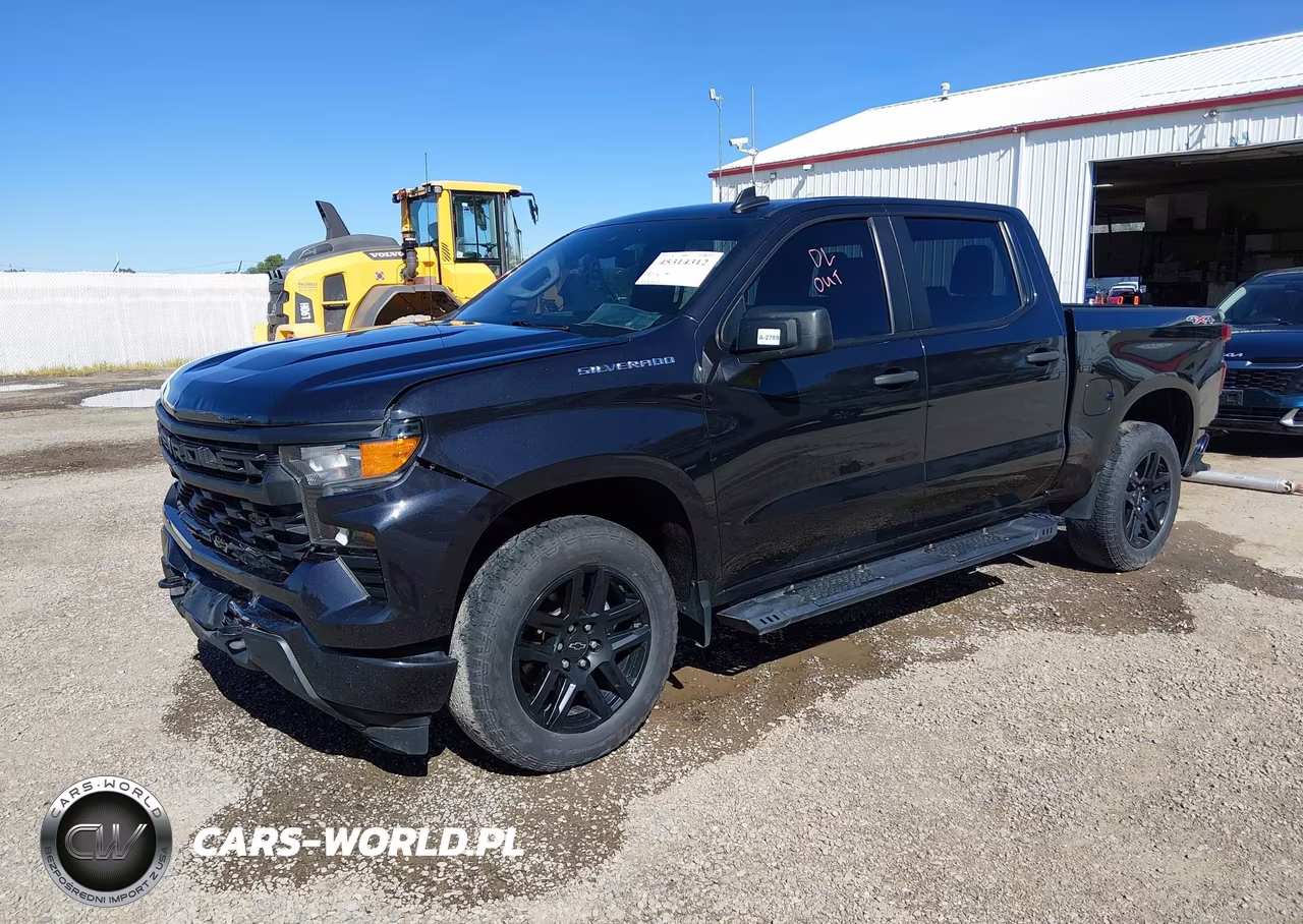 2022 Chevrolet Silverado 1500 4Wd Short Bed Custom VIN:1GCPDBEKXNZ588582 - 2