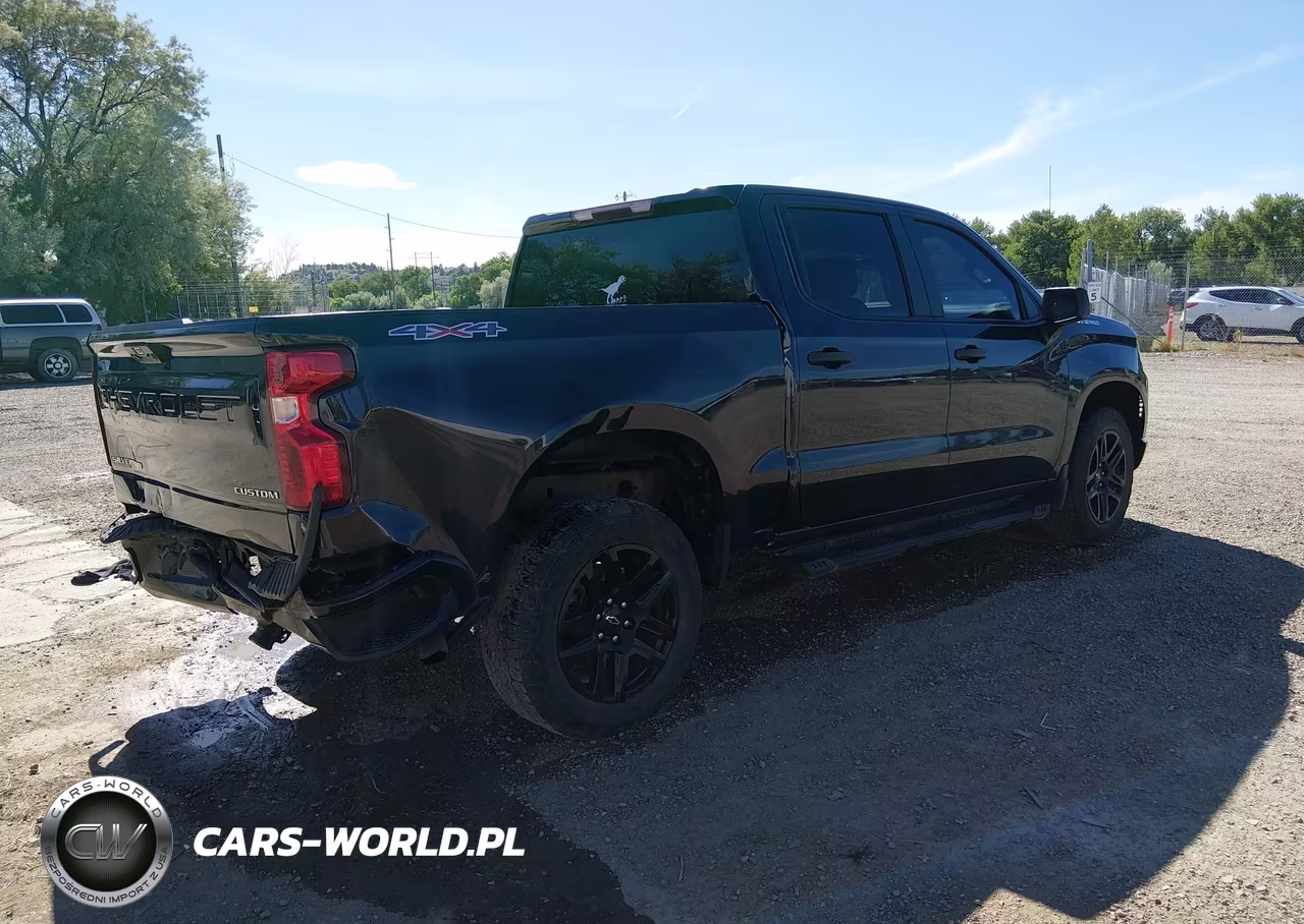 2022 Chevrolet Silverado 1500 4Wd Short Bed Custom VIN:1GCPDBEKXNZ588582 - 4