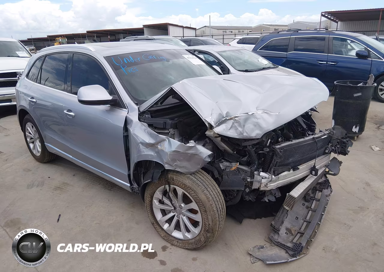 2015 Audi Q5 2.0T Premium VIN:WA1LFAFP9FA064637 - 1