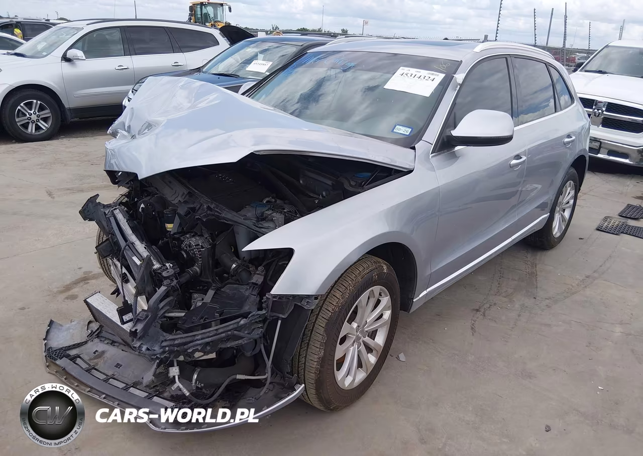 2015 Audi Q5 2.0T Premium VIN:WA1LFAFP9FA064637 - 2