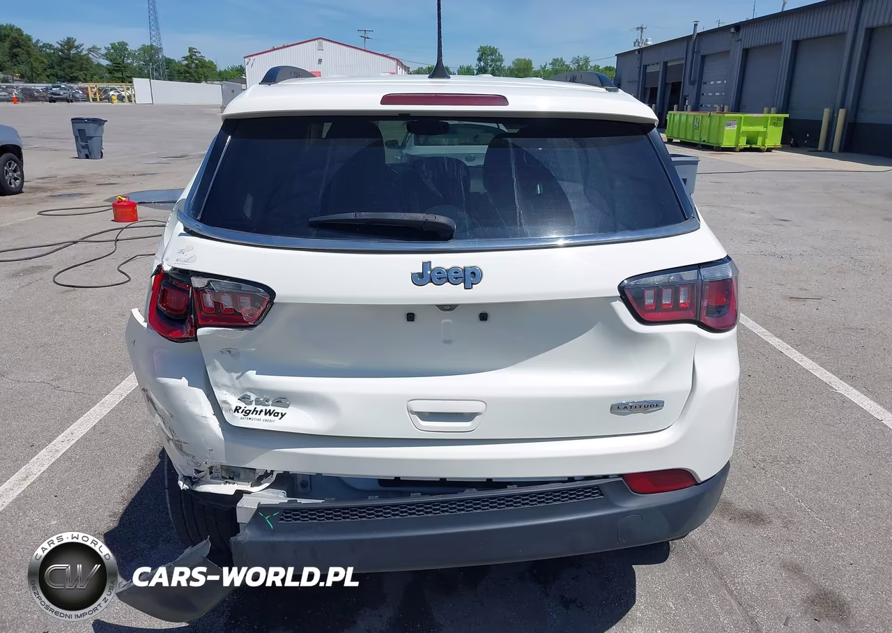 2020 Jeep Compass Latitude 4X4 VIN:3C4NJDBB1LT143233 - 16