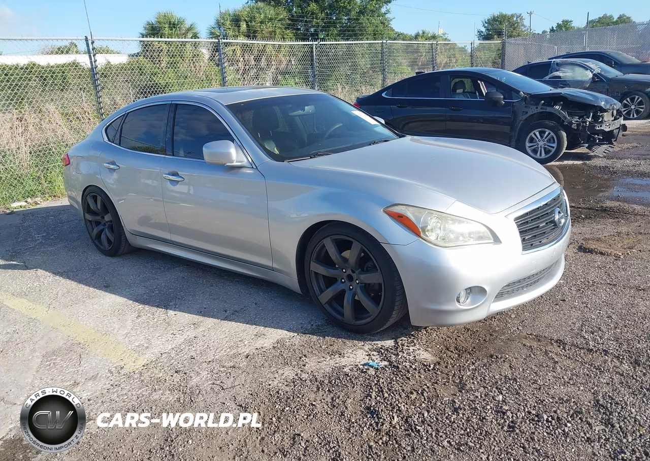 2011 Infiniti M37 – zdjęcie 1 z 11