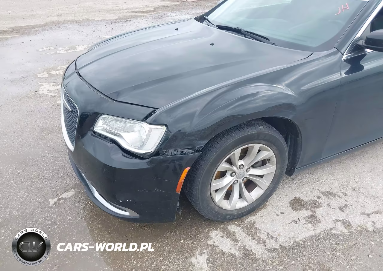 2016 Chrysler 300 Anniversary Edition VIN:2C3CCAAG9GH123702 - 6