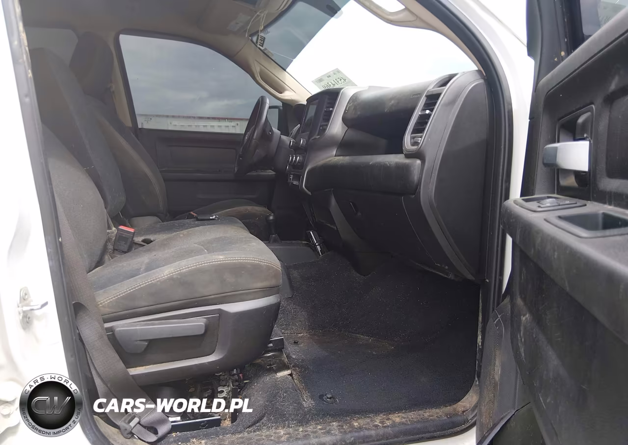 2019 Ram 2500 Tradesman 4X4 6'4 Box VIN:3C6UR5CJ8KG709192 - 5