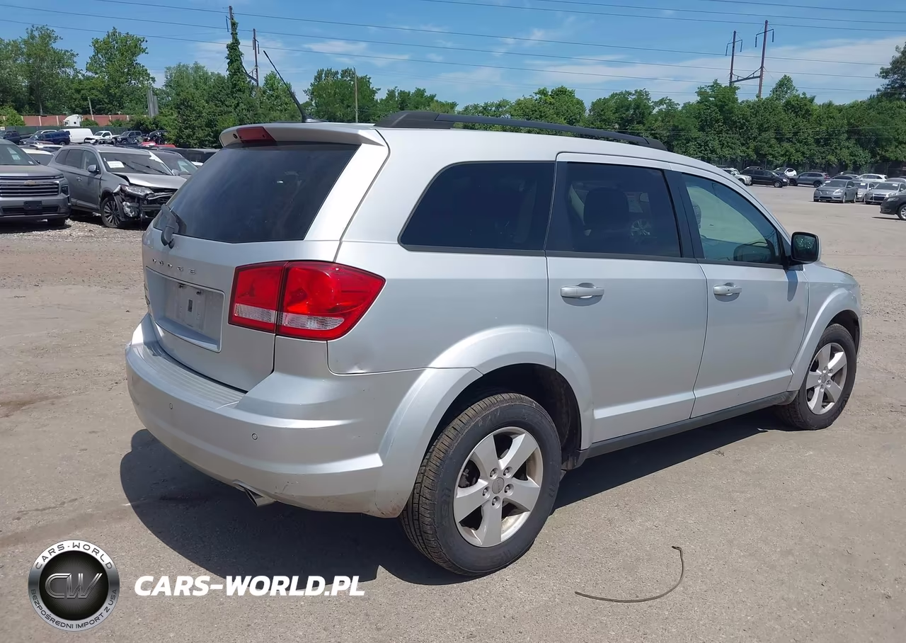 2011 Dodge Journey Mainstreet VIN:3D4PH1FGXBT512357 - 4