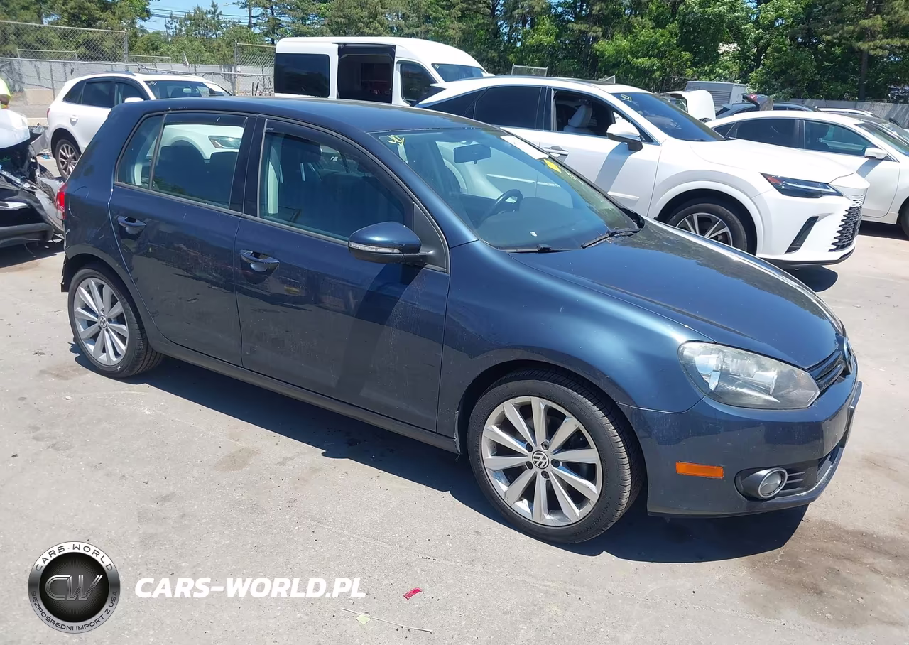 2013 Volkswagen Golf 2.0L Tdi 4-Door – zdjęcie 1 z 17