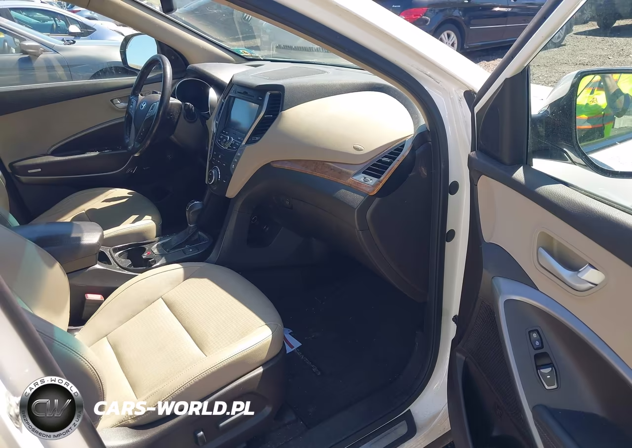 2014 Hyundai Santa Fe Limited VIN:KM8SRDHF8EU062904 - 5