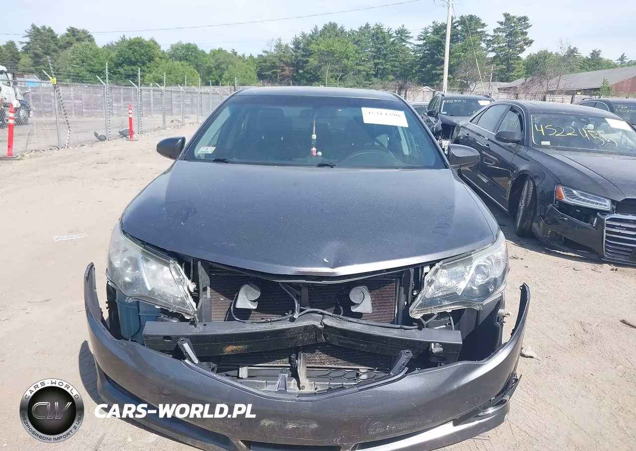 2014 Toyota Camry Se VIN:4T1BF1FK1EU323166 - 13
