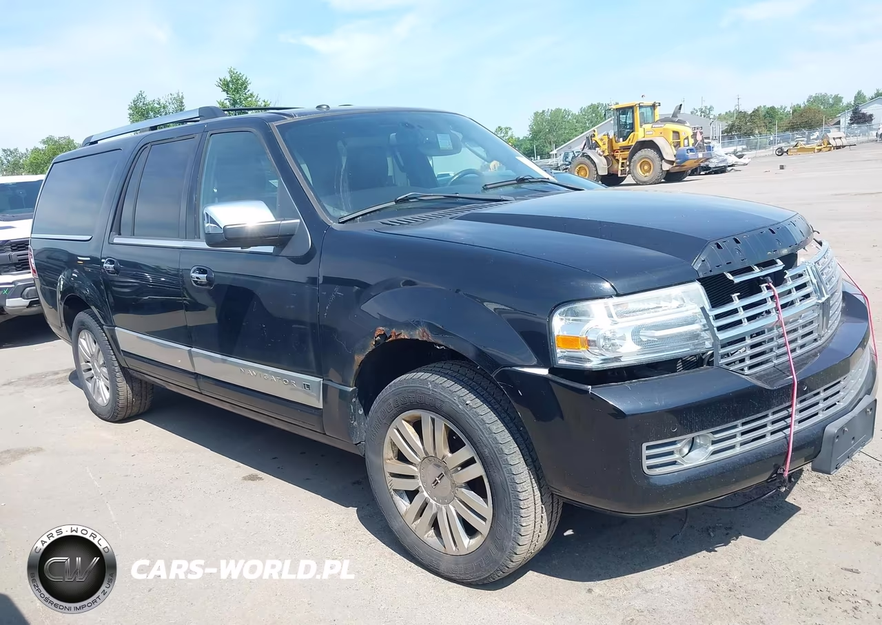 2011 Lincoln Navigator L