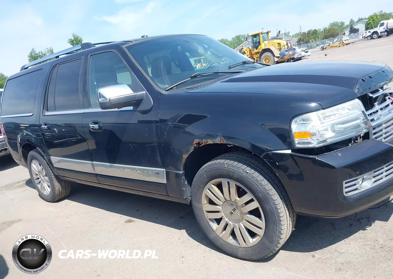 2011 Lincoln Navigator L VIN:5LMJJ3J56BEJ09624 - 13