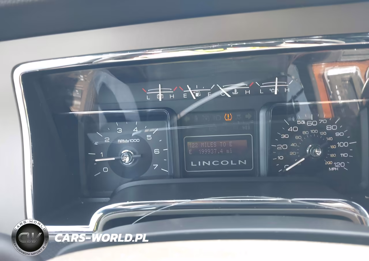 2011 Lincoln Navigator L VIN:5LMJJ3J56BEJ09624 - 15