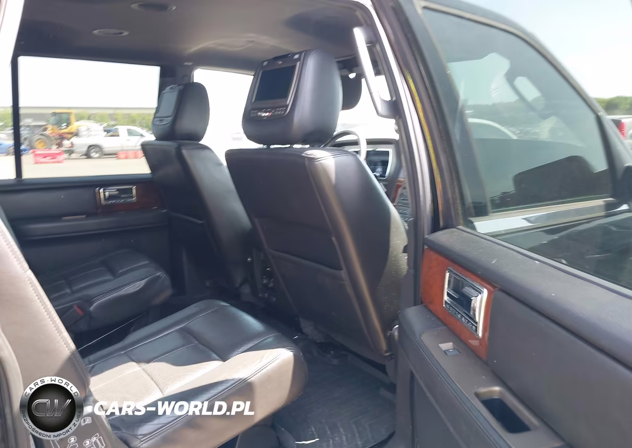 2011 Lincoln Navigator L VIN:5LMJJ3J56BEJ09624 - 8