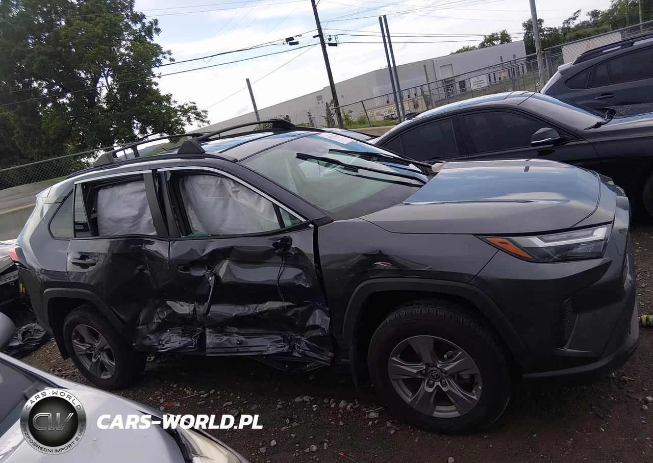 2022 Toyota Rav4 Hybrid Xle VIN:4T3RWRFVXNU068225 - 13