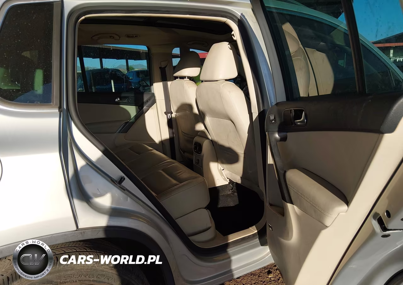 2009 Volkswagen Tiguan Sel VIN:WVGAV75N69W529431 - 8