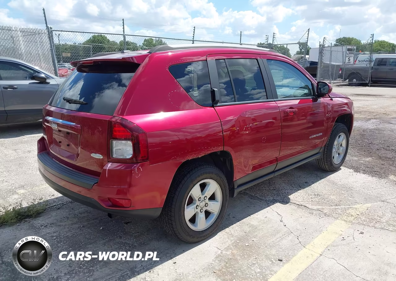 2017 Jeep Compass Latitude Fwd VIN:1C4NJCEA0HD206851 - 4
